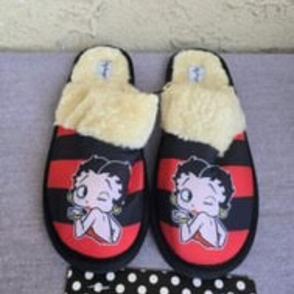 SATIN SLIPPERS - Picture 3 of 3